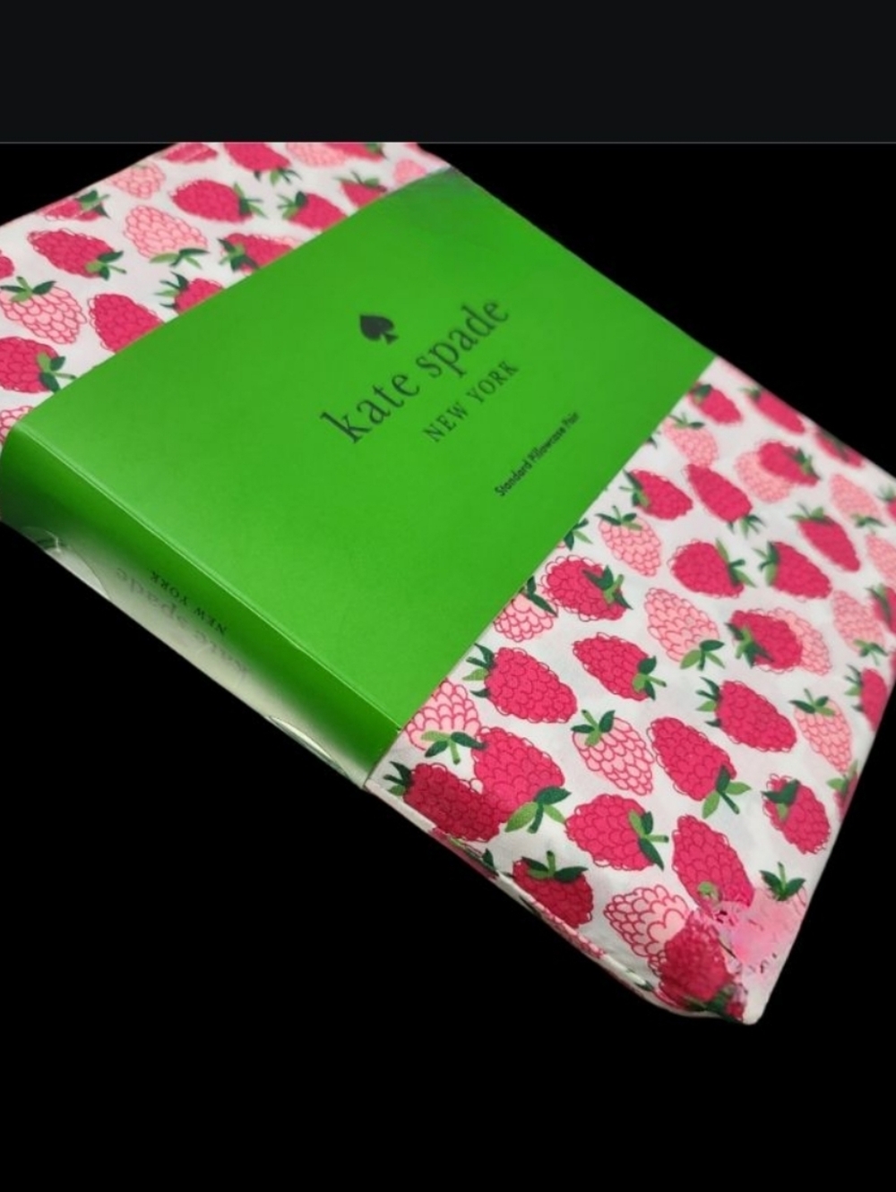 Kate Spade Raspberry Pillowcase Set 100% Cotton New - Picture 4 of 4